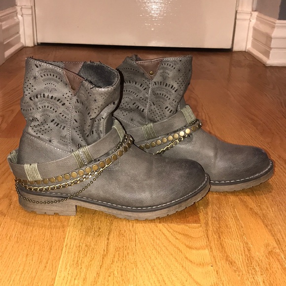 Coolway Shoes - Slouchy ankle boots